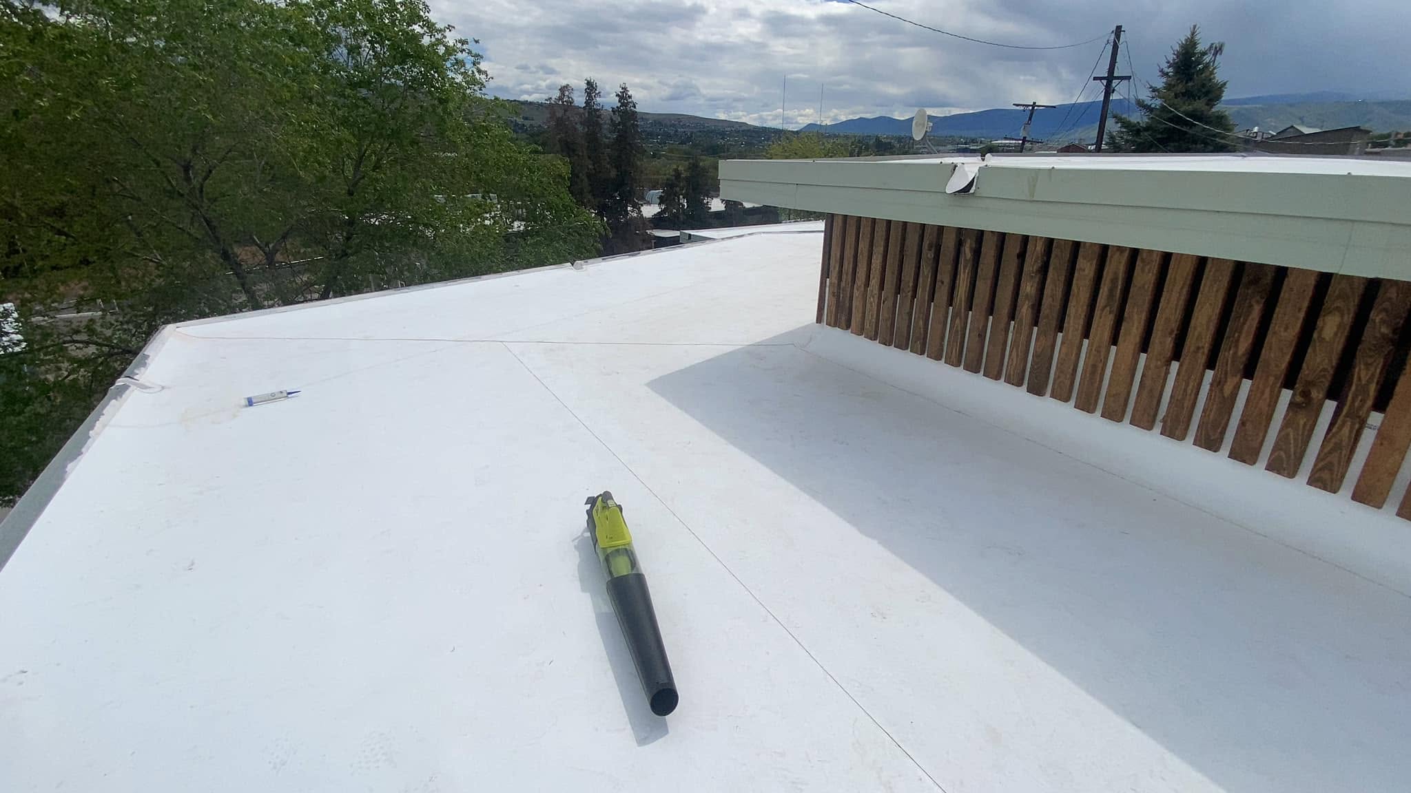 Tpo Flat Roof White Commercial Wenatchee 2